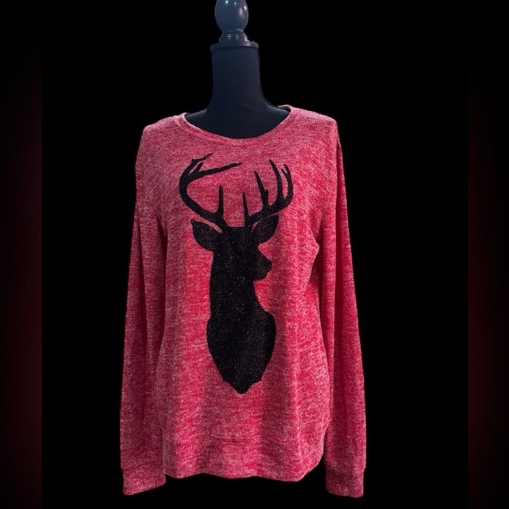 Fifth Sun Light Weight Christmas Sweater. Size L